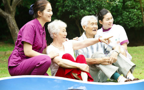 养老机构在挑选养老管理平台开发商应该注意哪些问题 养老机构在挑选养老管理平台开发商应该注意哪些问题