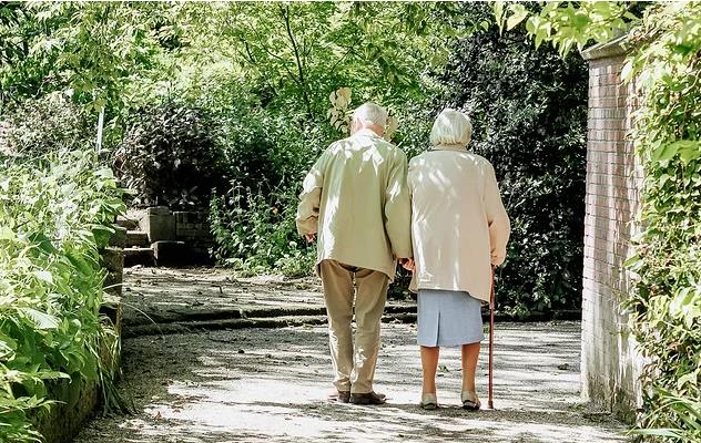 �й����Ϸ����ܲ������ƣ��ǻ����Ϸ������ȫ����ٷ�չ