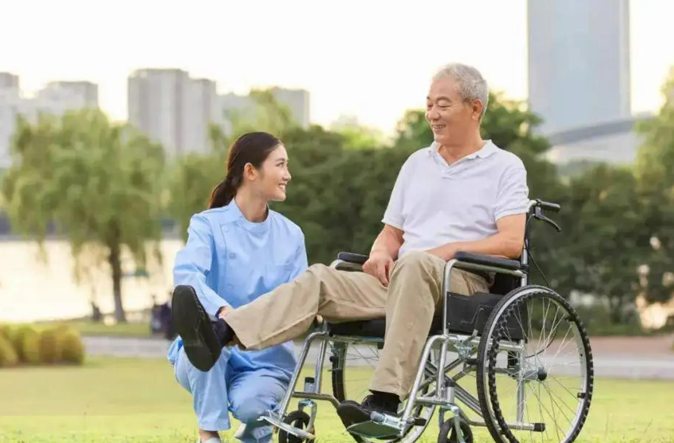 �ǻ۲������跽��ѡ��ָ�ϣ���׼�Ϸ�ʢ����Ϣ��������